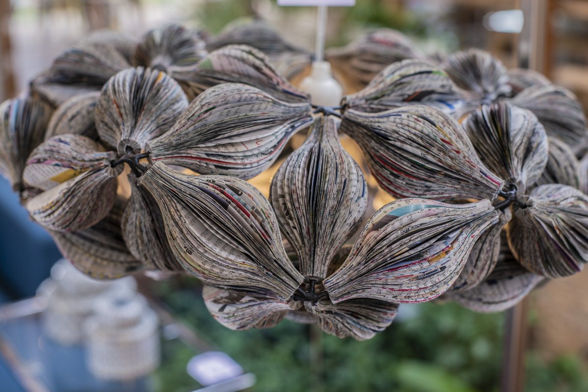 Newspaper floor lamp pumpkin