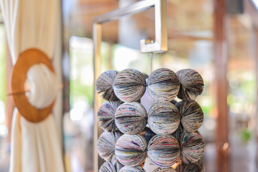 Newspaper (7 rolls) floor lamp