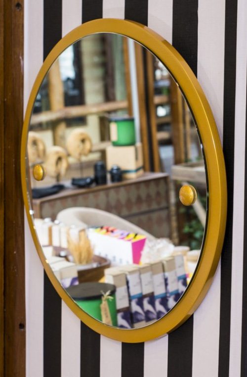 panda mirror