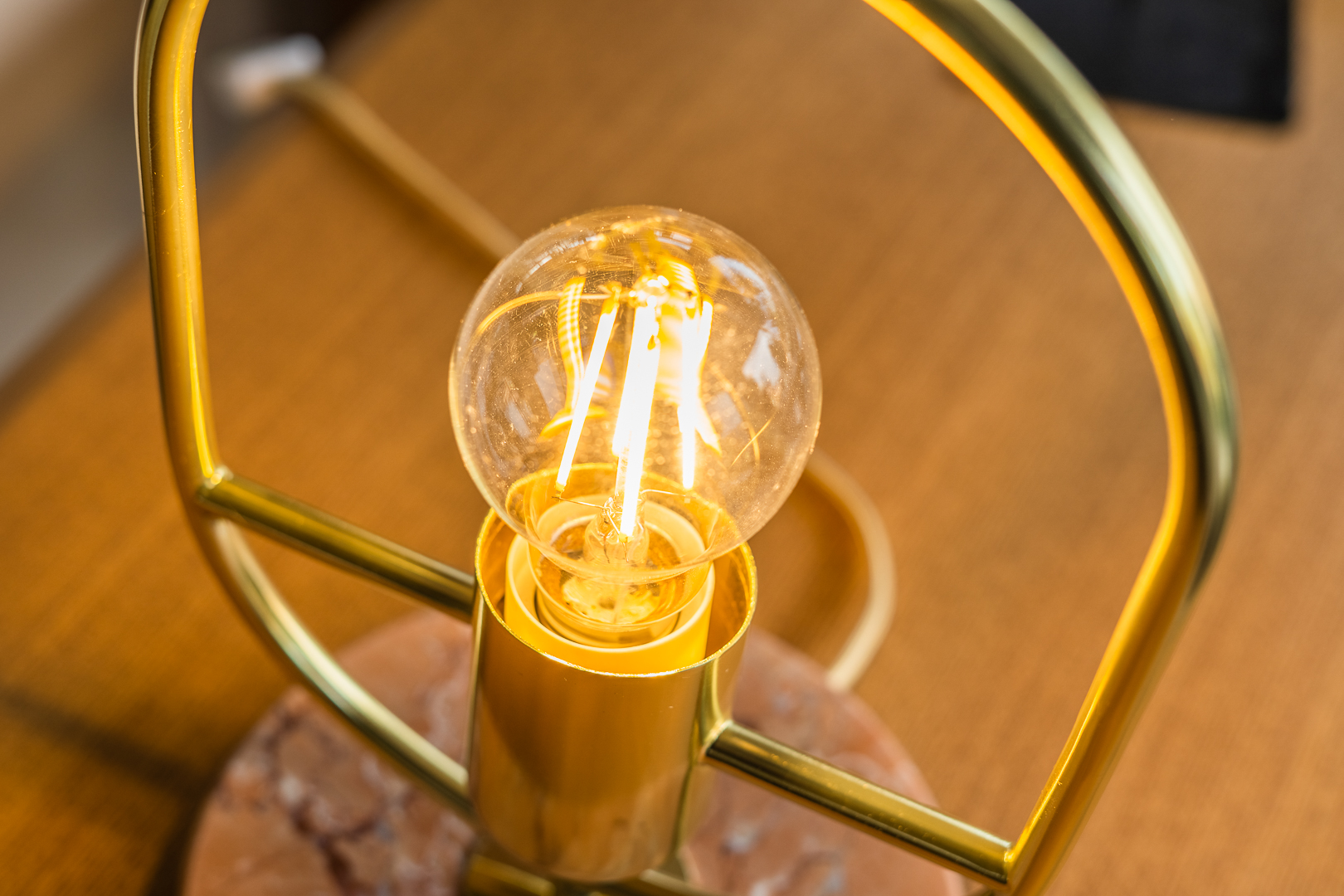 Table lamp, Gold, Metal