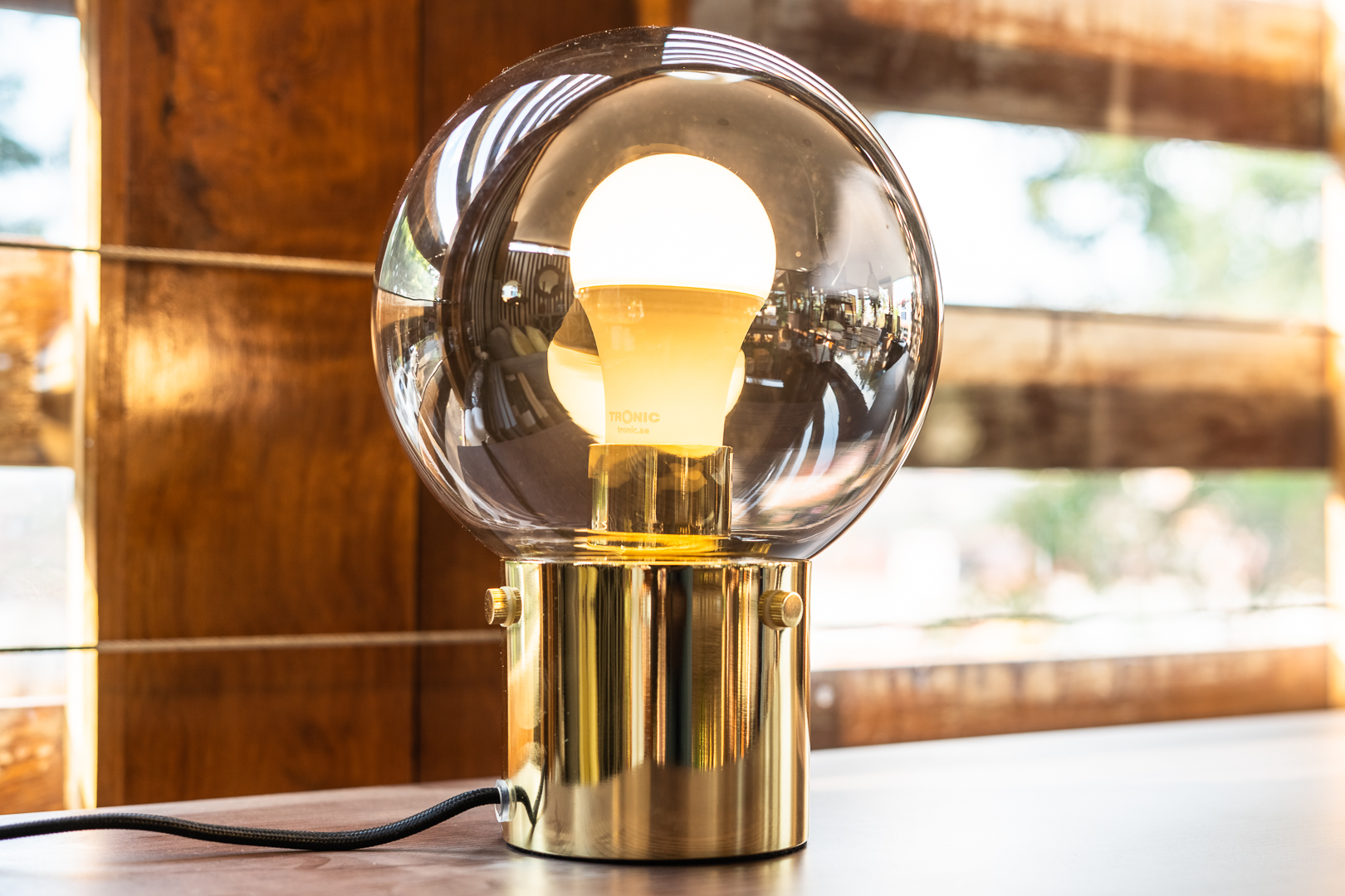 Table lamp, Gold, Glass