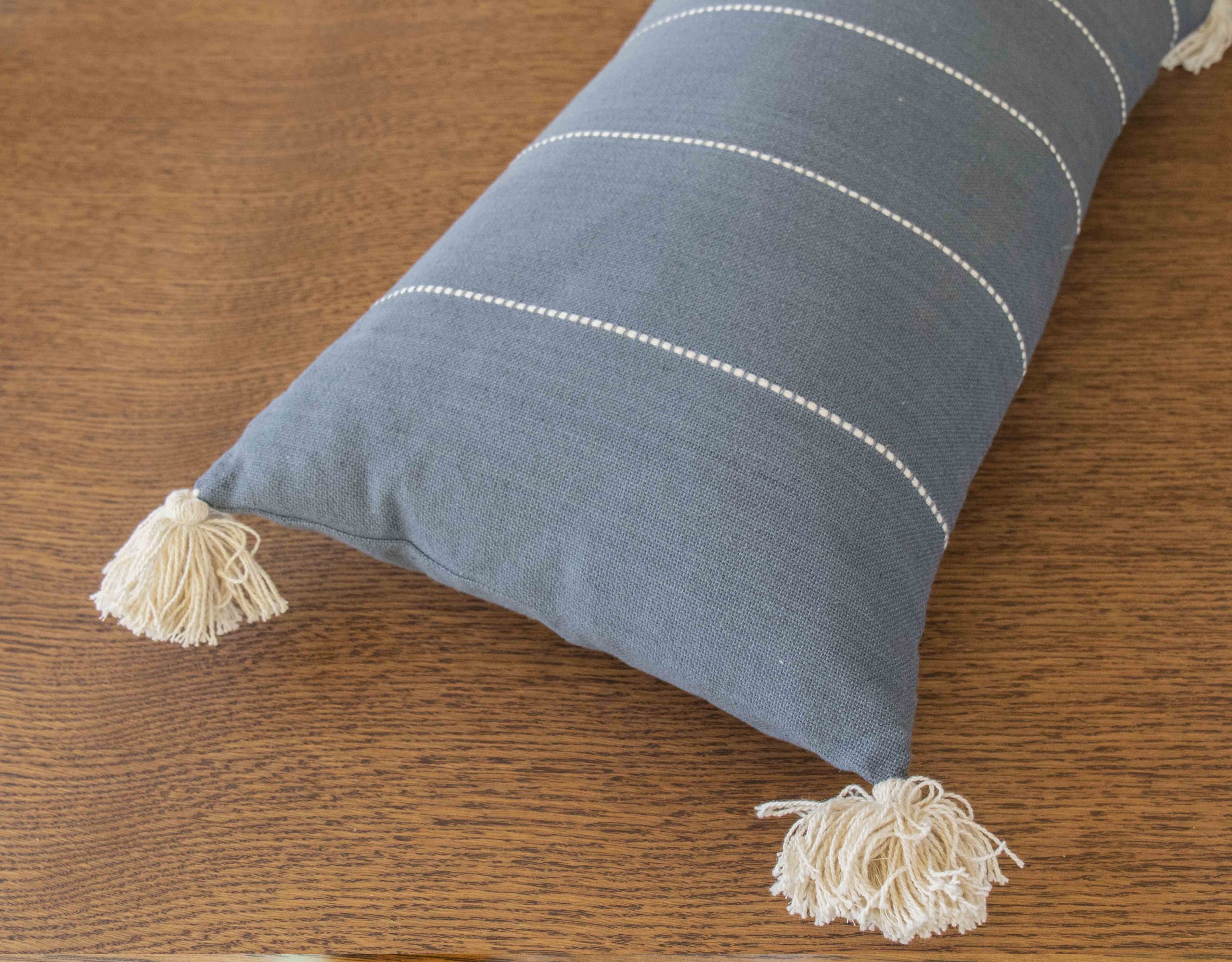 Cushion blue cotton rectangle