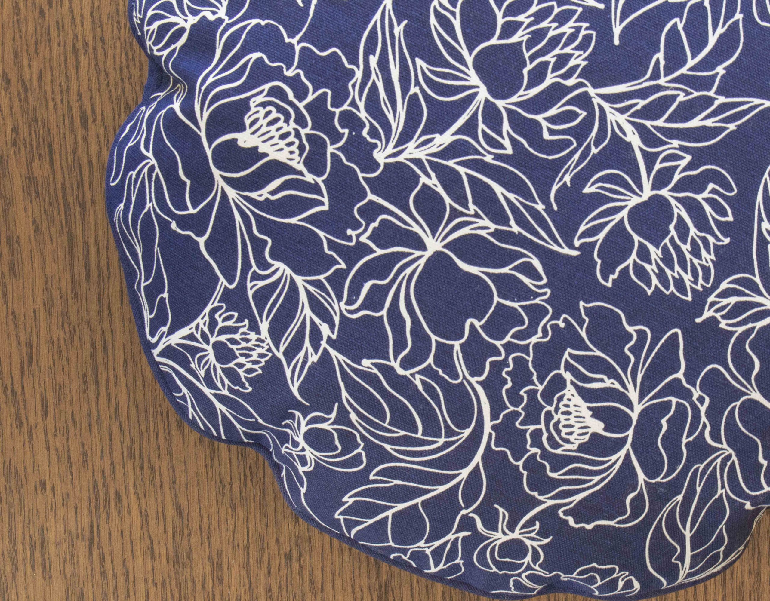 Cushion blue cotton round